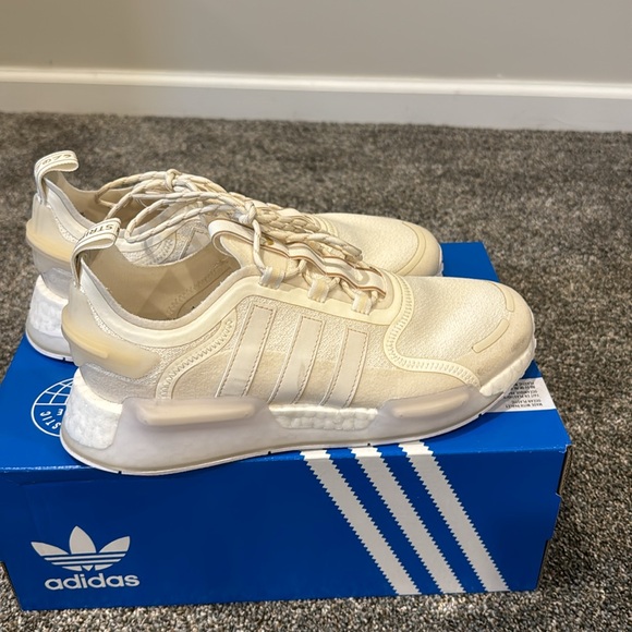 Adidas | NMD_V3 cream color knit - Picture 4 of 6